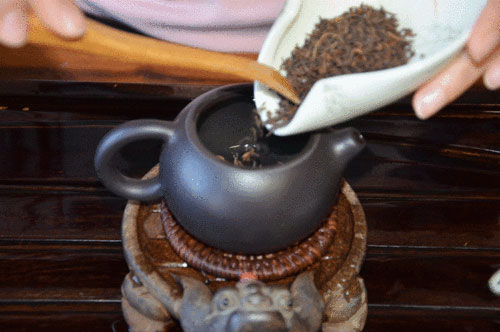 泡普洱茶怎么挑選紫砂壺2