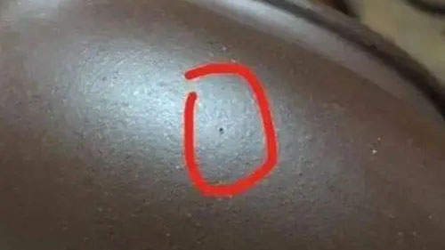 紫砂壺上有小黑點(diǎn)正常嗎2
