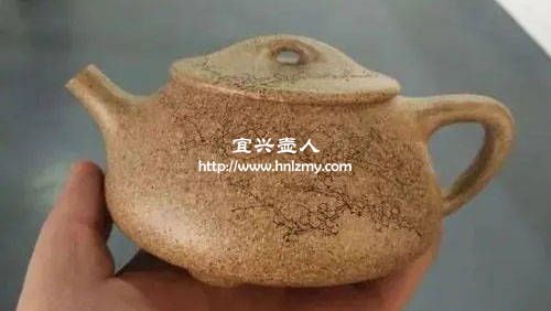 紫砂壺吐黑了就說明泥料不好嗎 1