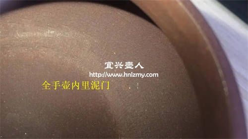 如何通過看泥門來鑒別純手工壺和模具壺