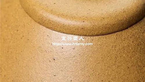 黃金泥有黑色顆粒好還是沒有黑色顆粒好