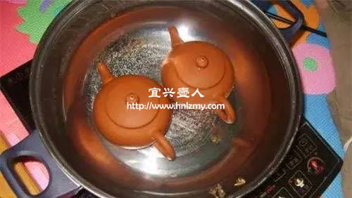 紫砂壺開壺出現白色粉末是什么原因