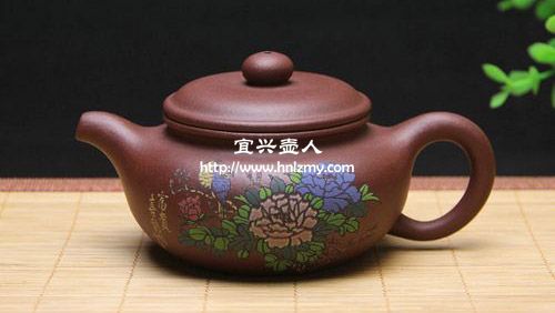 彩繪紫砂壺和化工壺的區別