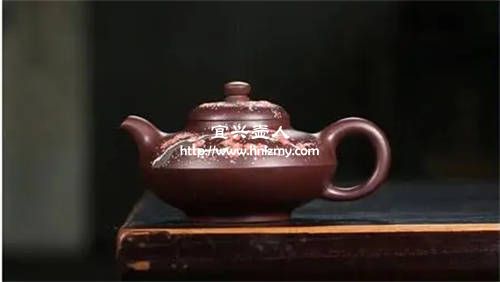 紫茄泥紫砂壺如何鑒別