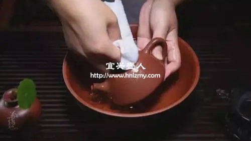 紫砂壺泡過茶后能用小蘇打清洗嗎2