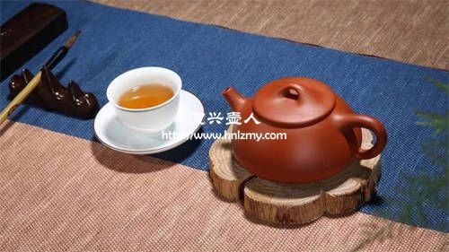 朱泥大紅袍紫砂壺適合泡什么茶