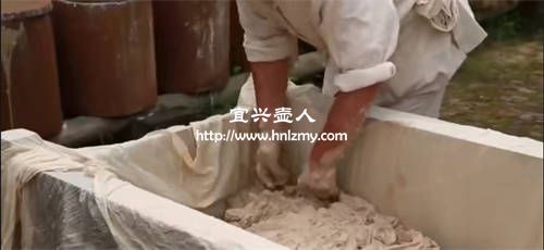 為什么紫砂泥料需要陳腐