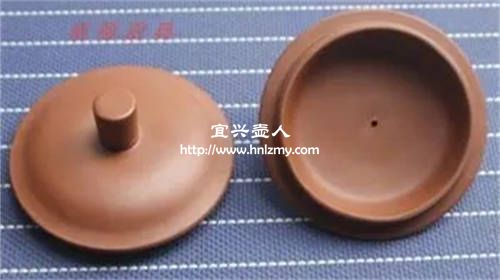 紫砂壺蓋上的小孔是用來(lái)干什么的