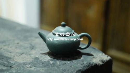 老綠泥壺一定是添加?xùn)|西了嗎