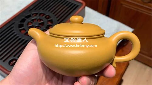 為什么現(xiàn)在的紫砂壺看著特別光亮