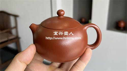 為什么現(xiàn)在的紫砂壺看著特別光亮