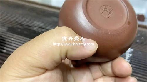 紫砂壺都會有底片接線痕跡嗎