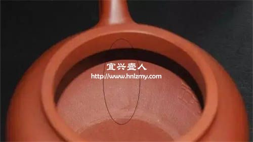 紫砂壺內(nèi)壁有裂縫外面沒事兒能用嗎