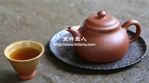 紫泥紫砂壺泡茶