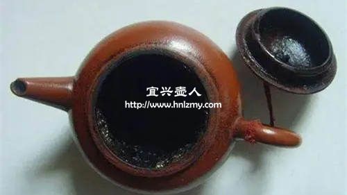 哪些原因會讓紫砂壺顏色發黑