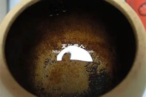 紫砂壺里的茶漬該如何處理