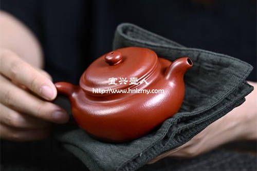 手拉壺泡茶好還是紫砂壺泡茶好