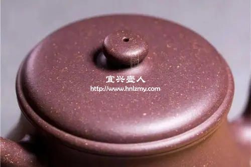 紫砂壺有的有土腥味有的沒有是怎么回事