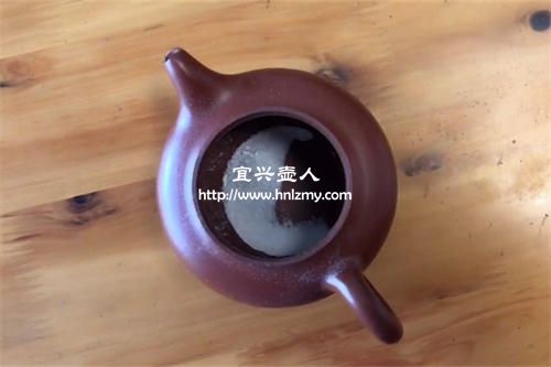紫砂壺底不容易干是真紫砂嗎