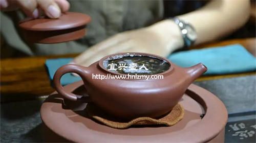 白茶和生普洱能用一個(gè)紫砂壺嗎