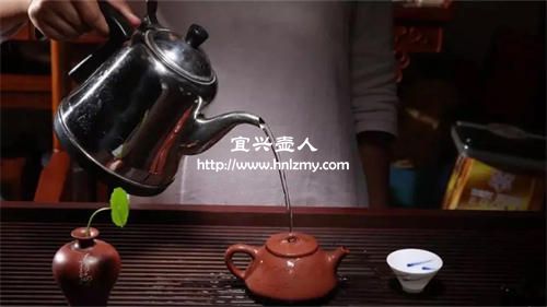 經常用開水澆的紫砂壺好嗎