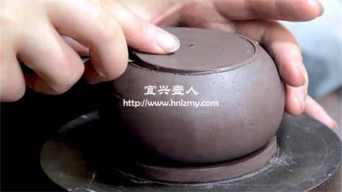手工紫砂壺多少錢(qián)一把
