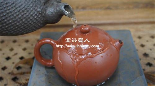 澆上水馬上干的紫砂壺是化工壺嗎