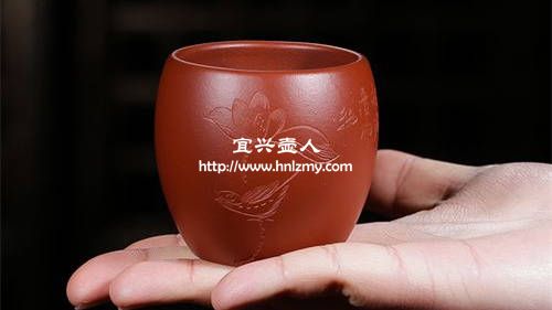 一把紫泥制作的半手工紫砂主人杯
