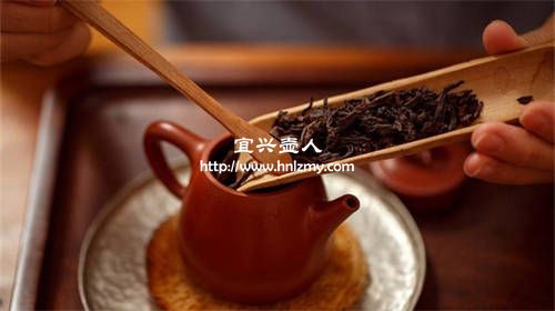 紫砂壺泡巖茶選擇高壺型