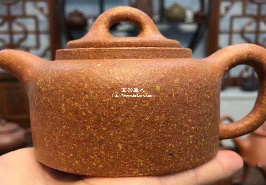 一把粗砂紫砂壺