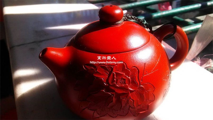 紫砂壺顏色鮮艷是化工壺