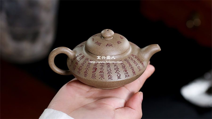 紫砂壺真的手感是輕還是重