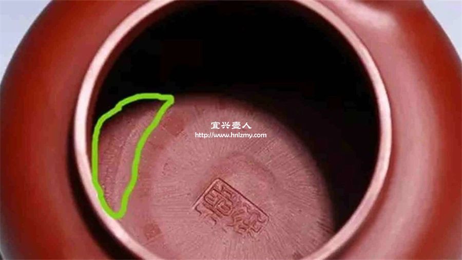 紫砂壺內部顏色和外表顏色不同是為什么