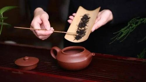 不同泥料的紫砂壺適合泡什么樣的茶