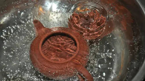 紫砂壺開壺是涼水煮還是開水煮