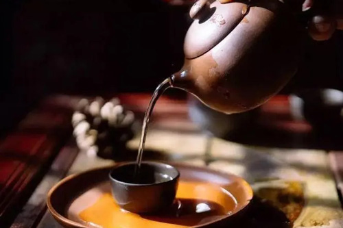 紫砂壺沖泡普洱茶要幾分鐘