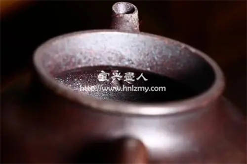 紫砂壺煮后變白了是怎么回事
