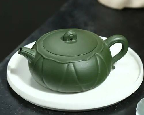 綠泥紫砂壺煅燒能成藍(lán)色嗎1