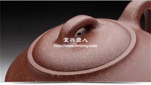 紫砂壺外面有砂壺里見(jiàn)不到砂