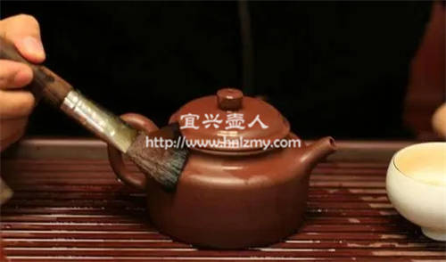 可以用喝剩下的茶湯來(lái)養(yǎng)紫砂壺嗎