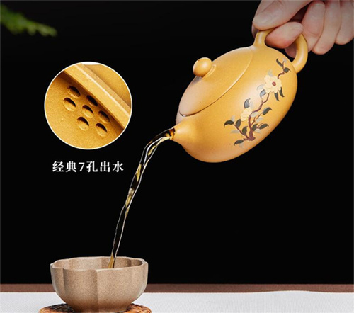 紅茶喝完后可以把茶葉放在紫砂壺里養壺嗎3